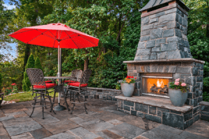 EASY WAYS TO DECORATE YOUR PATIO & POOL AREAS